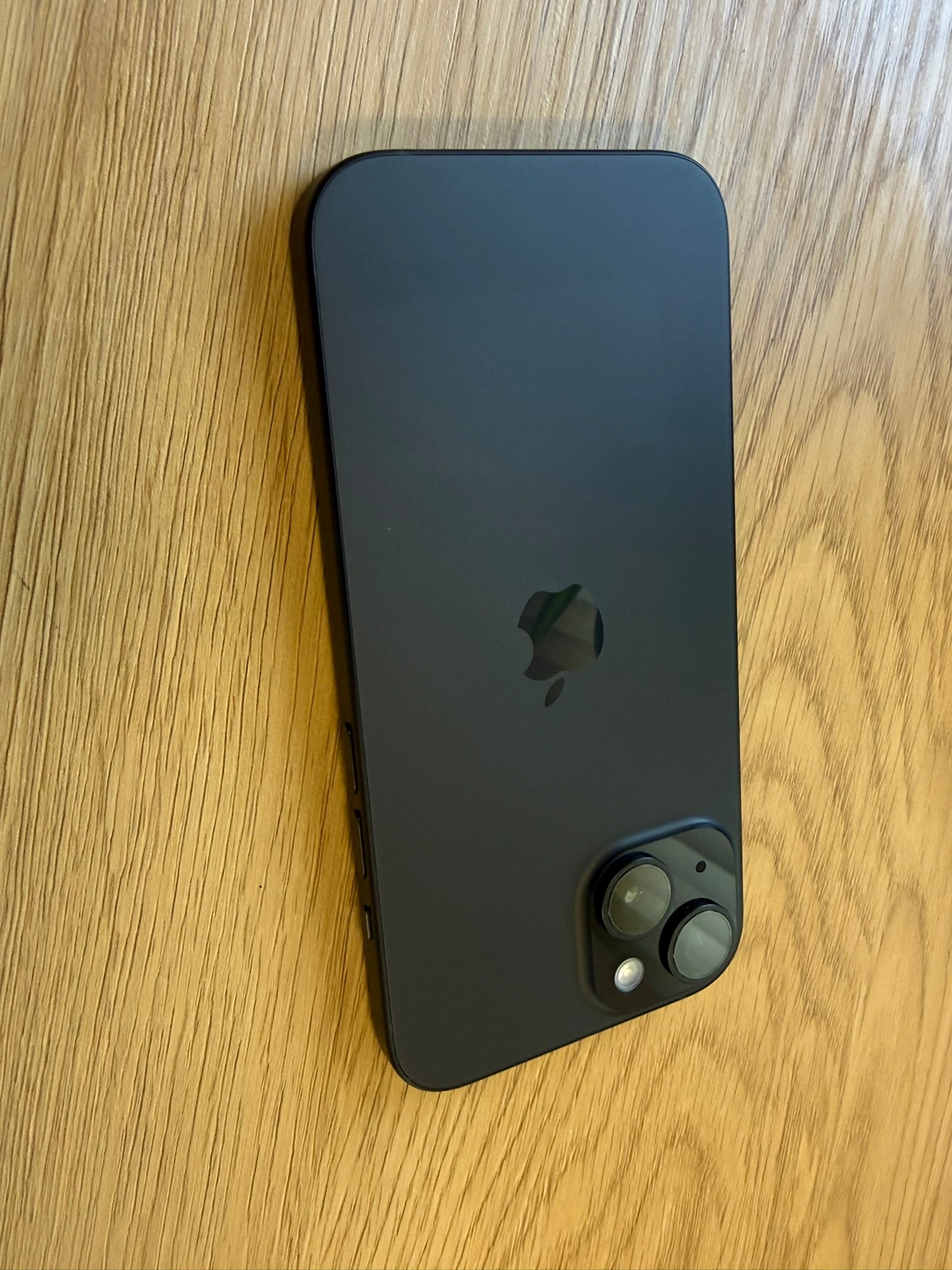 Apple iPhone 15 128GB Zwart Refurbished